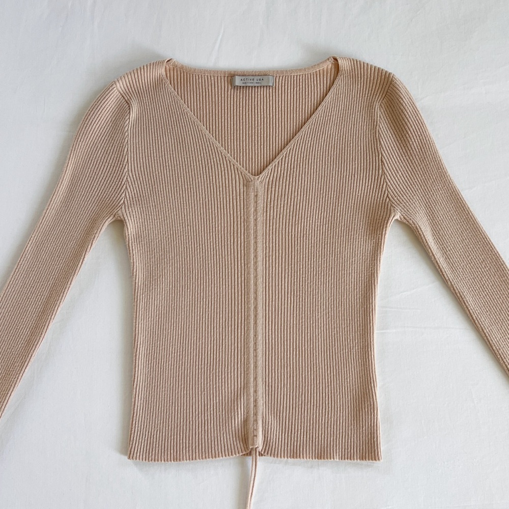 Active USA Ruched Long Sleeve Ribbed Top | Tan | Size S | NWOT - Picture 4 of 11